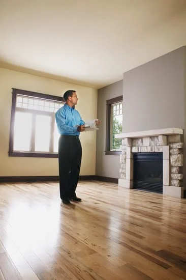 Tampa area inspector looking at a Clearwater fireplace